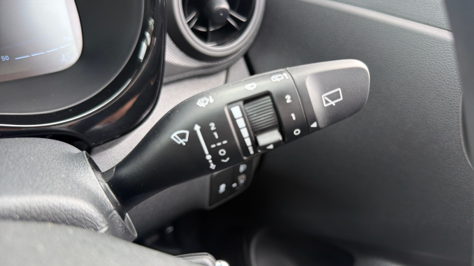Hyundai i10 1.0 [63] Advance 5dr Auto [Nav] Petrol Hatchback - Image 27